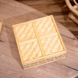 Шкатулка плетёная с крышкой, 25×25×12 см, бамбук