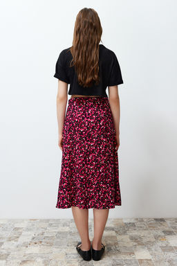 Pembe Y?rtmac Detayl? Viskon Kumasl? Cicek Desenli Midi Dokuma Etek TWOSS20ET0230