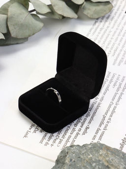 Футляр под кольцо, серьги «Квадро», бархатный, 5.5×5 см, чёрный