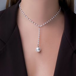 Колье с жемчугом «Олимпия», белое в серебре, 32 см