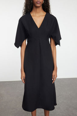 Siyah Melek Kol Detayl? A Kesim Etegi Volanl? Midi Dokuma Elbise TWOAW25EL00189 - Trendyolmilla фото 3