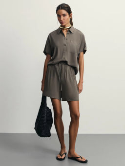 Шорты из вискозы с эластичным поясом / Zarina