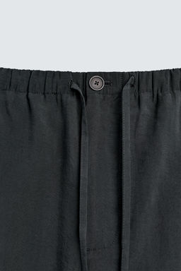 PANTAL?N FLUIDO RELAXED FIT / Negro - Zara фото 8