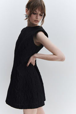 Vestido en tejido jacquard