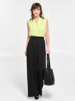 Блузка без рукавов