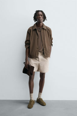TEXTURED CHECK BERMUDA SHORTS