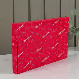 Блюдо фарфоровое сервировочное Доляна «Коты-аристократы», 30×18.5 см, белое