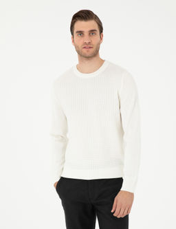 Ekru Regular Fit Bisiklet Yaka Y_n Kar___ml_ Triko Kazak