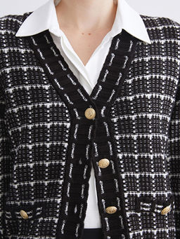 V Yaka Ekose Kad?n H?rka