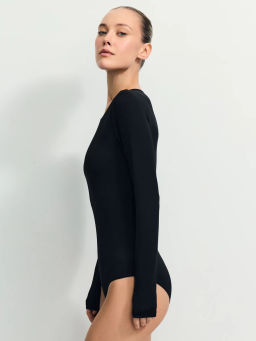 Базовое боди с длинным рукавом / Zarina