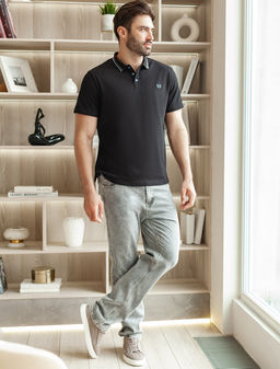 Футболка-поло из фактурного трикотажа VILATTE