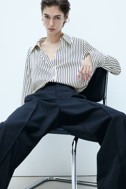 Blusa con escote de pico - H&m фото 2