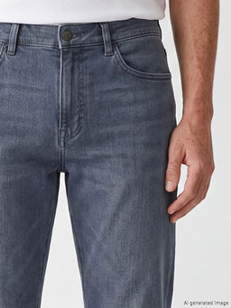 779 Regular Fit Erkek Jean Pantolon