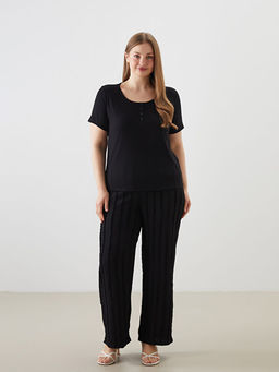 Bisiklet Yaka Dokulu Kad?n Ti??rt