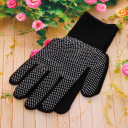 Цена за 5 шт. Перчатки нейлоновые "Классика" с ПВХ покрытием черные 8 р-р б/блистера