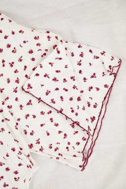 Beyaz Cicekli Kurdele ve Baby Overloklu Pointel/Fitilli Orme Pijama Tak?m? THMAW26PT00221 - Trendyolmilla фото 6