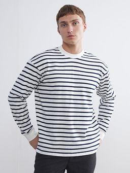 ?izgili Uzun Kollu Erkek Sweatshirt