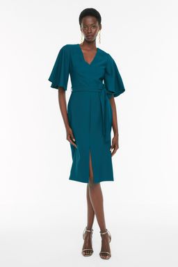 Ordek Bas? Yesili Kusakl? Vucuda Oturan Y?rtmacl? Midi Kalem Etek Dokuma Elbise TOFAW19BB0167