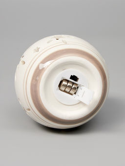 Ёлочный шар с подсветкой Звёзды беж, 108.88.8 см, 1 LED, от батареек LR443, керамика, свечение тёплое белое - Luazon lighting фото 4