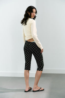 PANTAL?N CAPRI LUNARES / Negro / Blanco - Zara фото 6