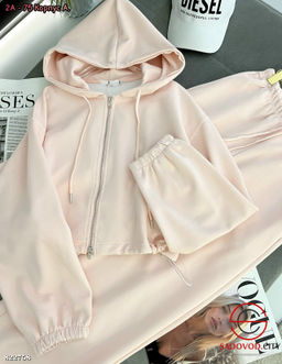 Костюм зимний спортивный