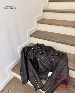 Бомбер, кожаный женский