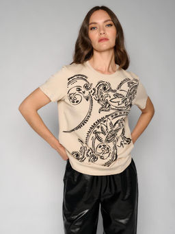 Футболка женская 12411-42021 milk/black - Eleganzza фото 5