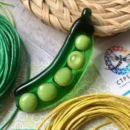 Брошь Горох