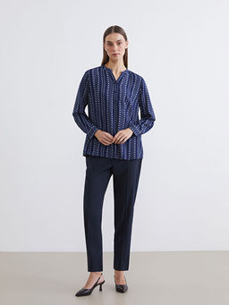 Ka??k Yaka Desenli Bluz