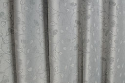 Арт. 13088/1/PB/170, СЕРЕБРИСТЫЕ ЛИСТОЧКИ, тефлоновая пропитка, ГОТОВЫЕ ПОДУШКИ ДЕКОРАТИВНЫЕ 50 см х 50 см