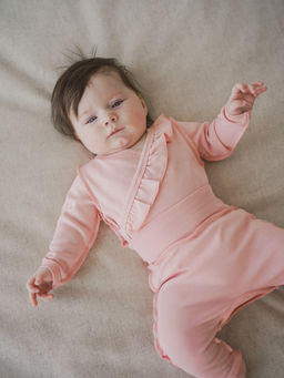 Боди-кимоно с наружными швами и рюшей Чайная роза 0+ - Bungly фото 5