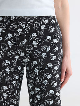 Капри женские Beli Lastikli Çiçekli Geniş Paça Kadın Kapri
