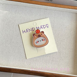 Заколка для волос Capybara cat