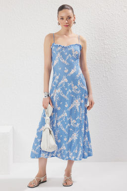 Mavi Ask?l? F?rf?rl? Yaka Detayl? Etegi Volanl? Skater/Belden Ac?lan Maxi Orme Elbise TWOSS25EL00238