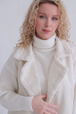 12173 Жилет из искусственного меха белый - Martichelli фото 2