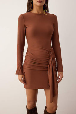 Koyu Kahverengi Buzgu/Drape Detayl? Bodycon Mini Yumusak Kumasl? Esnek Orme Elbise TWOAW26EL00139 - Trendyolmilla фото 5