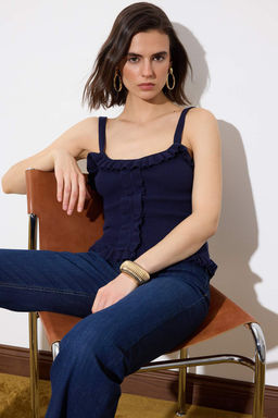 Lacivert Havuz Yaka Vucudu Saran Crop Triko Ince Bluz TWOSS26BZ00304 - Trendyolmilla фото 10
