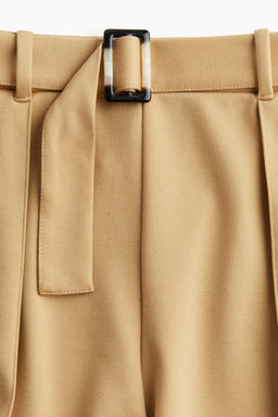 Pantalon corto con cinturon - H&m фото 6