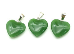 Кулон Сердце 20*20мм из нефрита имитация