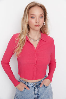 Fusya Dugmeli Fitted/Vucuda Oturan Polo Yaka Burumcuk/Dokulu Crop Orme Bluz TWOAW22BZ0241