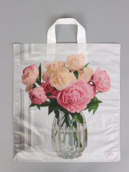 Цена за 50 шт. Пакет подарочный Роскошные пионы 40 х 36 см 37 мкм