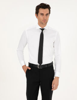 Белая классическая рубашка приталенного кроя с итальянским воротником