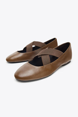 LEATHER BALLERINA SHOES WITH ELASTICATED CROSSOVER STRAPS - Zara фото 3