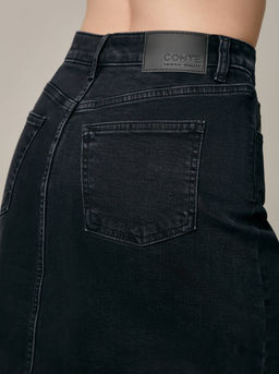 CONTE CON-610 Джинсовая юбка-mini с необработанным краем washed black
