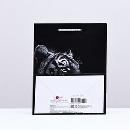 Пакет подарочный Тигр, 18 х 22,3 х 10 см - Simaland фото 2