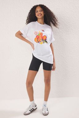 TRENDYOLMILLA Lacivert Kiraz Bask?l? Oversize/Genis Kal?p Orme T-Shirt TWOSS25TS00122  фото 7