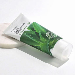 Lebelage Пенка для умывания с экстрактом алоэ вера / Aloe Cleansing Foam, 100 мл