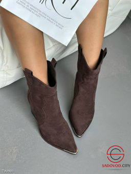 Женские осенние сапоги Казаки