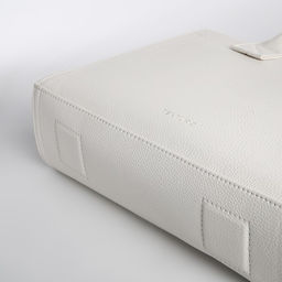 Сумка женская тоут TEXTURA на молнии, 33×9×23 см, белая