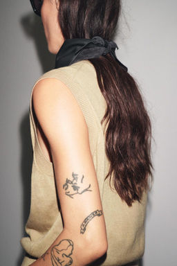 PLAIN KNIT WAISTCOAT TOP - Zara фото 3